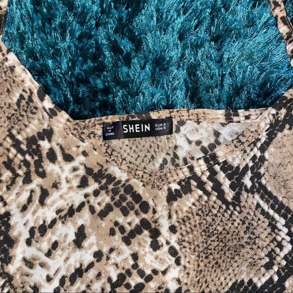 Shein | snake print cami top | small - Picture 4 of 8
